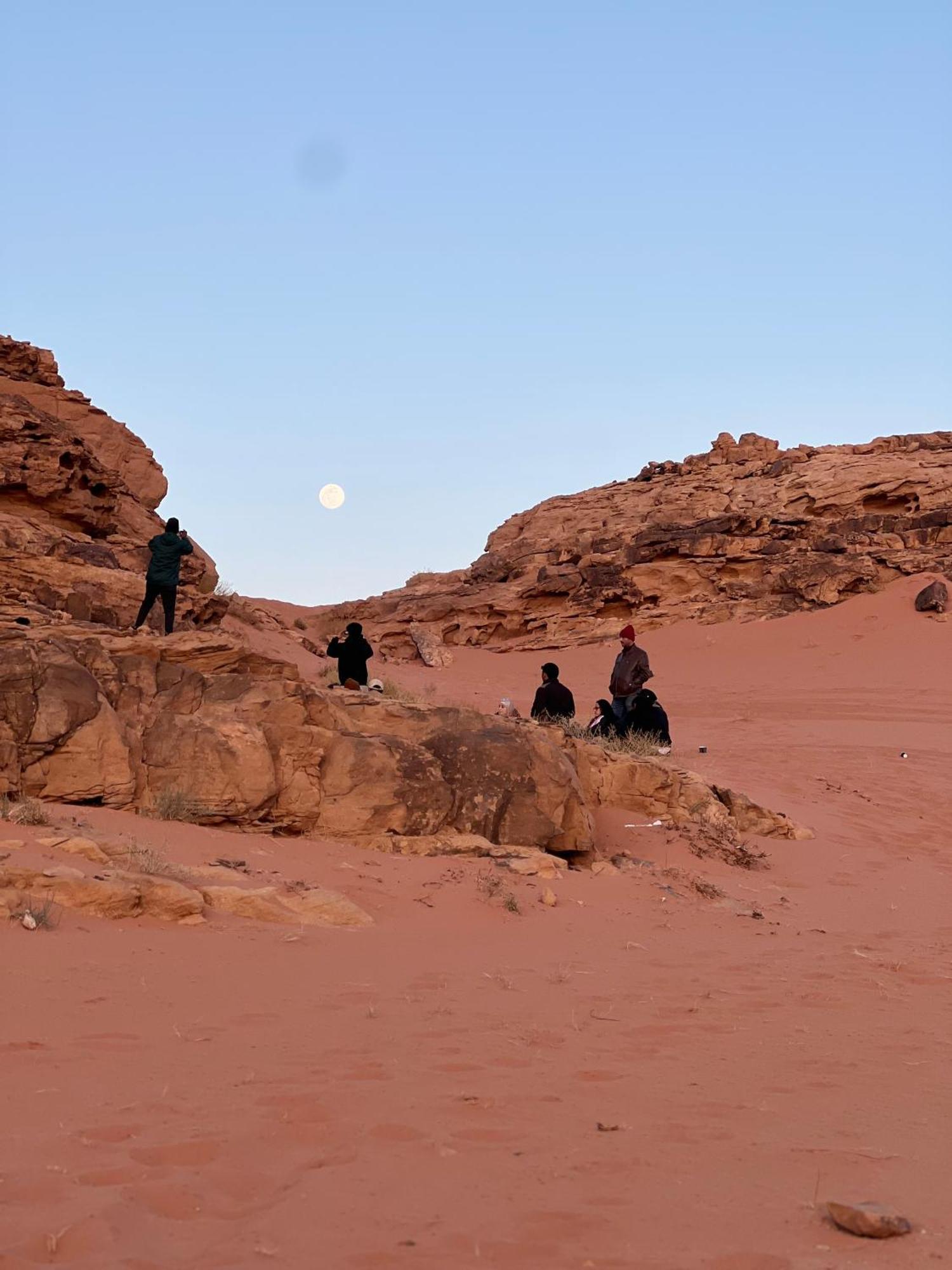 Scarlet Luxury Camp Wadi Rum Exterior photo